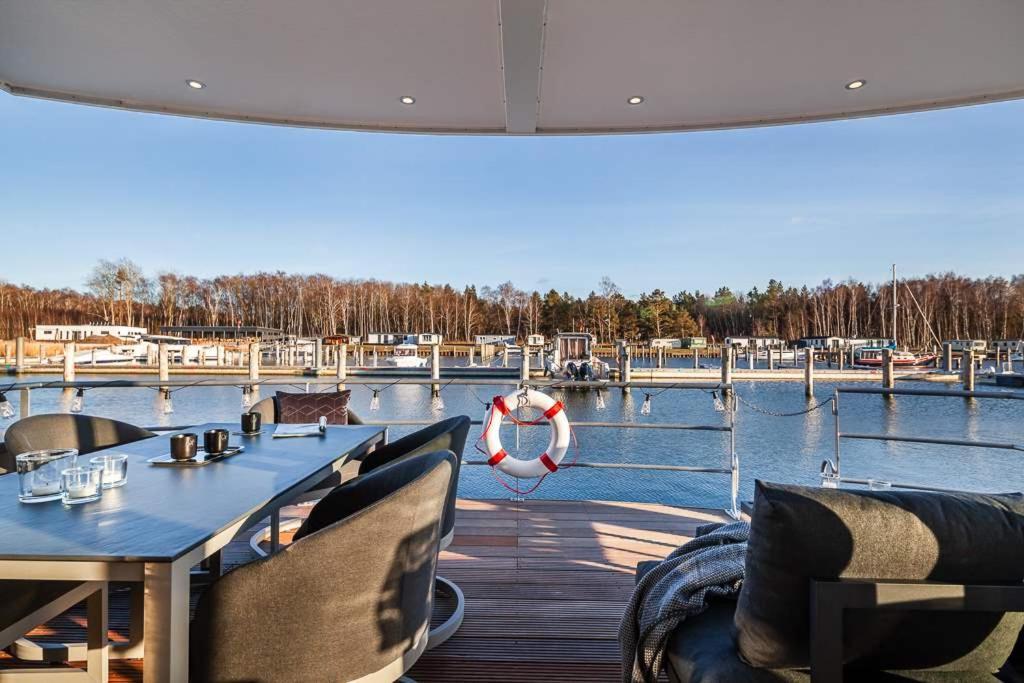 Floatinghouses Peenemuende Екстериор снимка