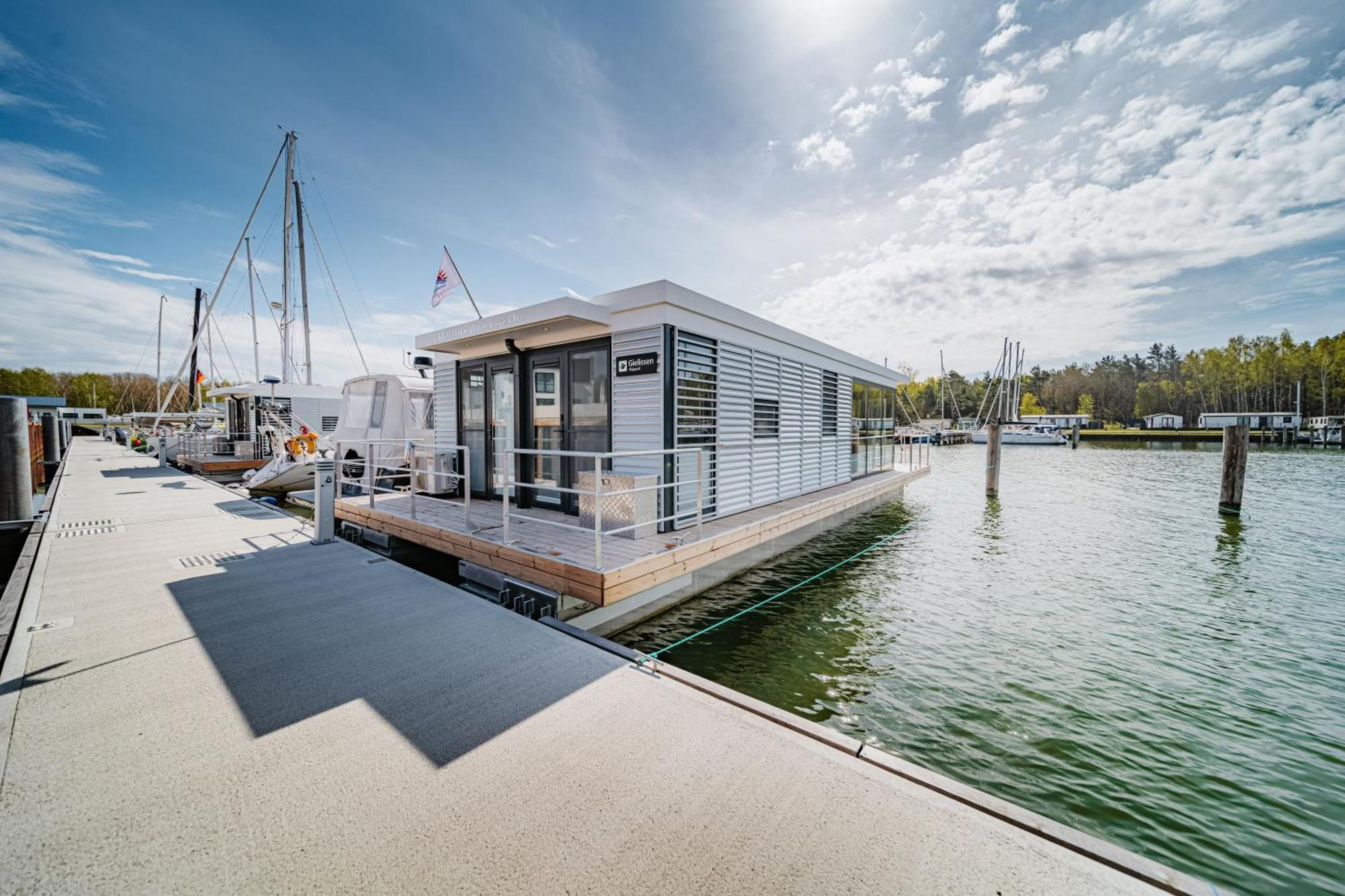 Floatinghouses Peenemuende Екстериор снимка